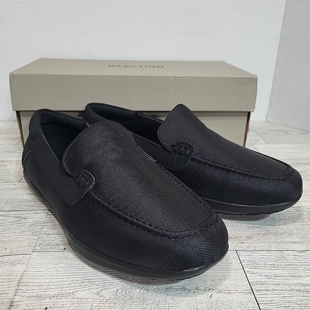 Reaction KENNETH COLE Slip On Dress Shoe‎ Size 2 Black New In Box Loafer